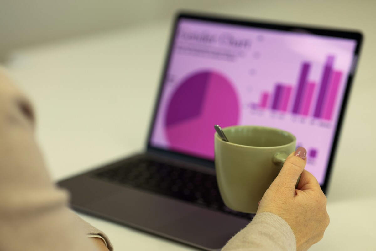 How to Conduct Industry Trend Analysis with Real-Time Expert Insights in 2026